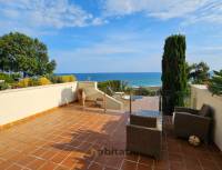 Increíble chalet en primera línea de mar con fantásticas vistas en Urbanización Mirador de Cala Romana