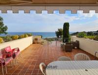 Increíble chalet en primera línea de mar con fantásticas vistas en Urbanización Mirador de Cala Romana