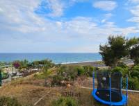 Increíble chalet en primera línea de mar con fantásticas vistas en Urbanización Mirador de Cala Romana